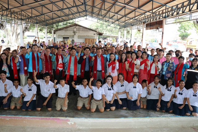 ผู้ช่วย รมว. กระทรวง อว.ลงพื้นที่การดำเนินงานขับเคลื่อนงานด้าน อววน. ผลักตันการท่องเที่ยวจากเมืองรองสู่เมืองหลักเขตเศรษฐกิจพิเศษในพื้นที่ จ.กาญจนบุรี