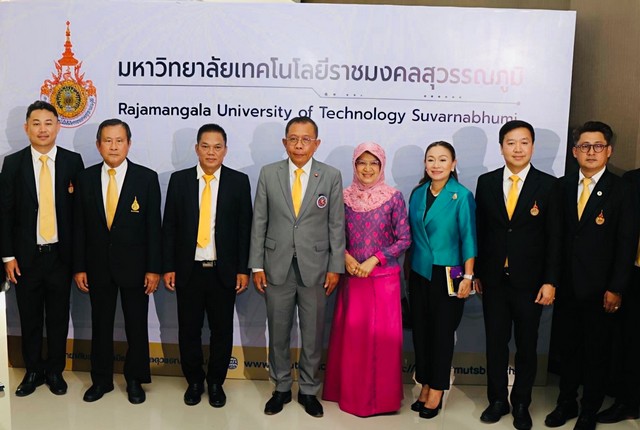 อยุธยา-ผู้ช่วยรัฐมนตรีประจำกระทรวงการอุดมศึกษาฯ ลงพื้นที่ติดตาม การขับเคลื่อนงานด้าน อววน. ในพื้นที่มทร.สุวรรณภูมิ ร่วมปั้น “อยุธยาโมเดล” สู่ต้นแบบสังคมนวัตกรรม อววน. พลิกทุนวัฒนธรรมสู่พลังพัฒนายั่งยืน